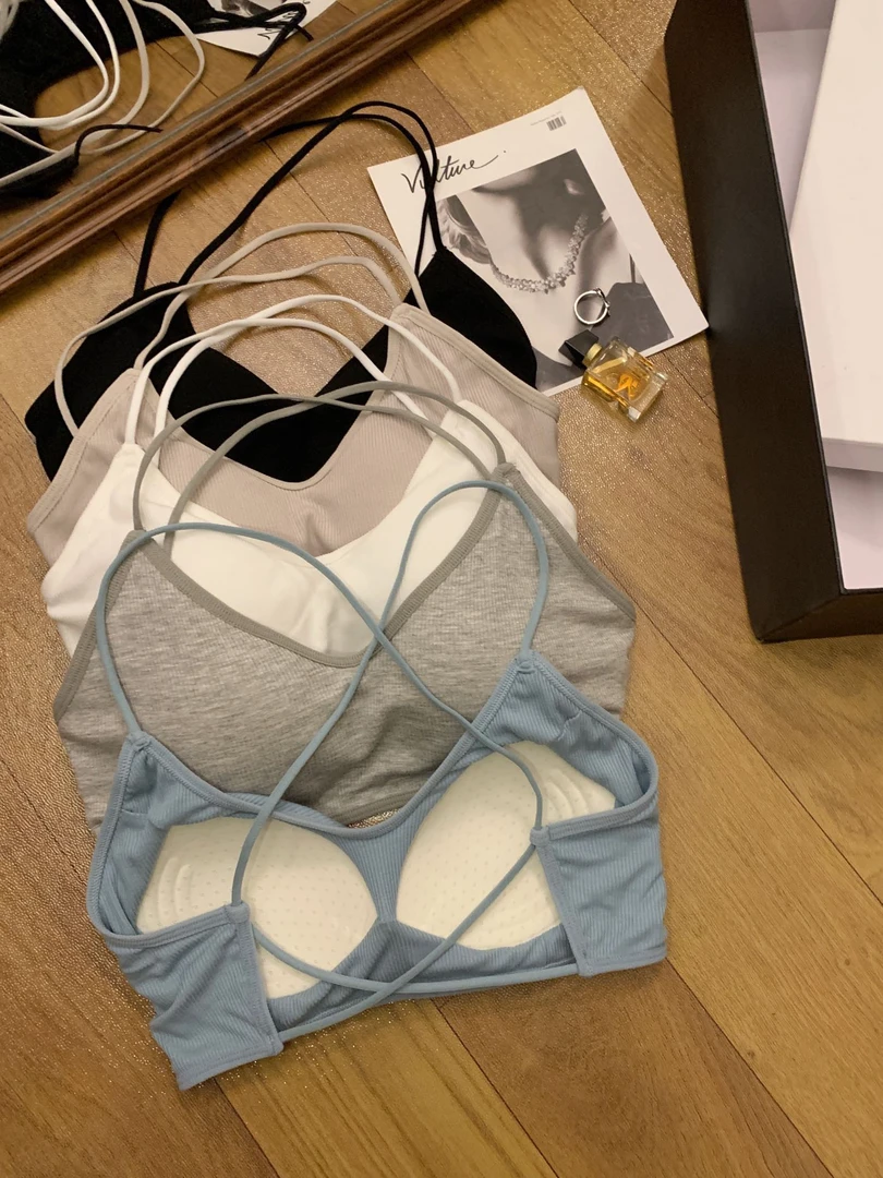 交叉设计感背心百搭美背