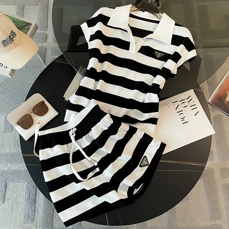 欧货时尚休闲运动套装女夏季减龄洋气黑白条纹短袖短裤两件套显瘦
