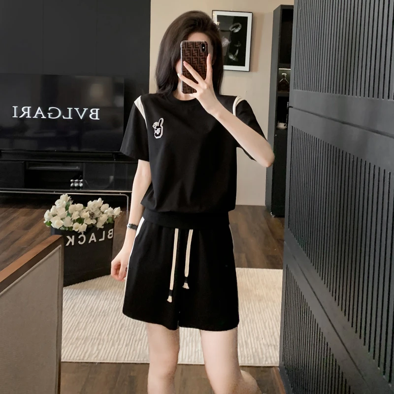 高端短袖短裤休闲套装女夏季2023新款网红时尚宽松运动短裤两件套