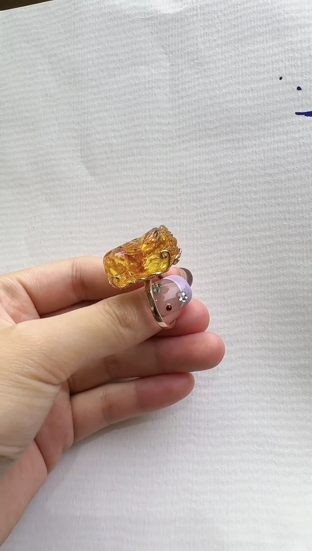 【闪购商品】琥珀手饰银S925镶嵌貔貅戒指