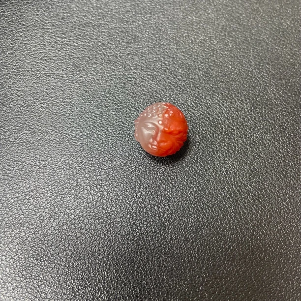 保山西山杨柳河湾红白雕刻珠一念之间15+mm