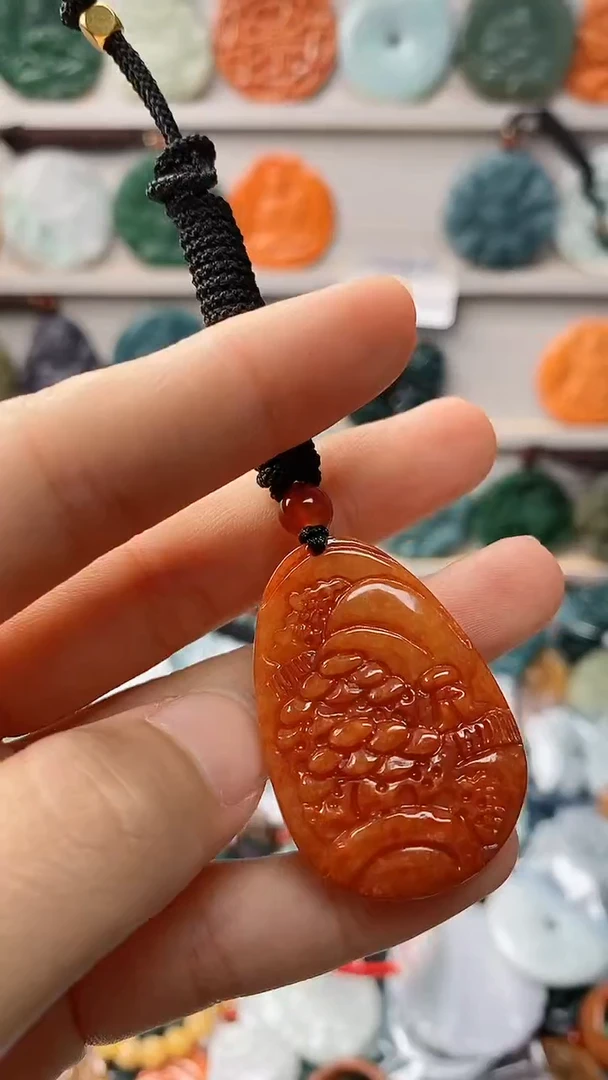 【闪购商品】翡翠颈饰未镶嵌天然翡翠A货