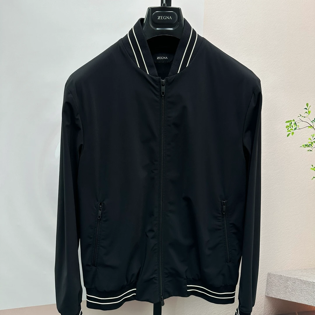 全新未使用  ZEGNA/杰尼亚  男士黑色休闲夹克ZEY007时尚百搭