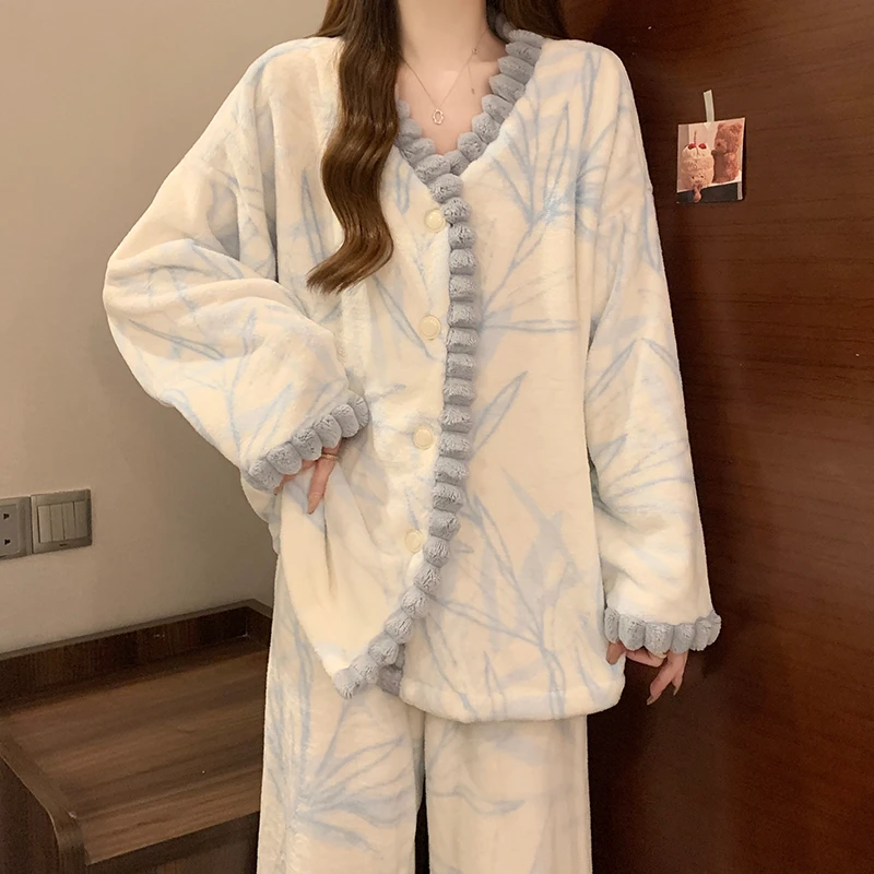 珊瑚绒睡衣女款冬加厚保暖秋冬季法兰绒简约高级感开衫家居服套装