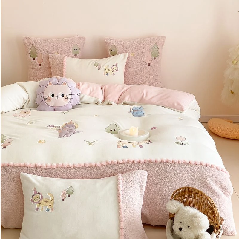 【晴美】卡通可爱保暖牛奶绒贴布绣四件套-趣味萌猫粉