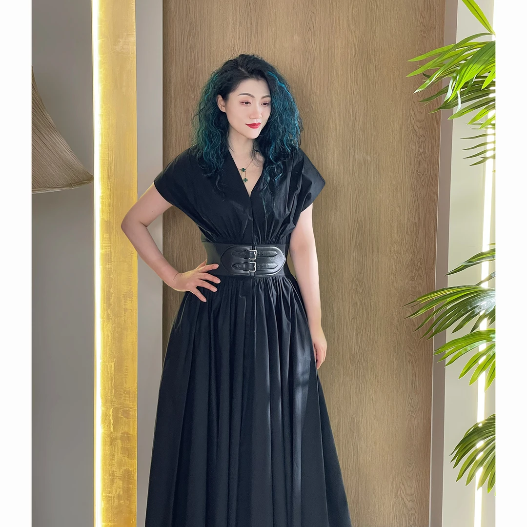 六丑【浓墨微醺】高级感气质无袖V领宽腰封黑色连衣裙2lyq0933