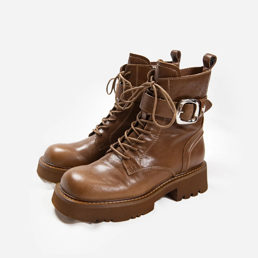 【六丑】新款棕色斜扣马丁靴209MDX0001