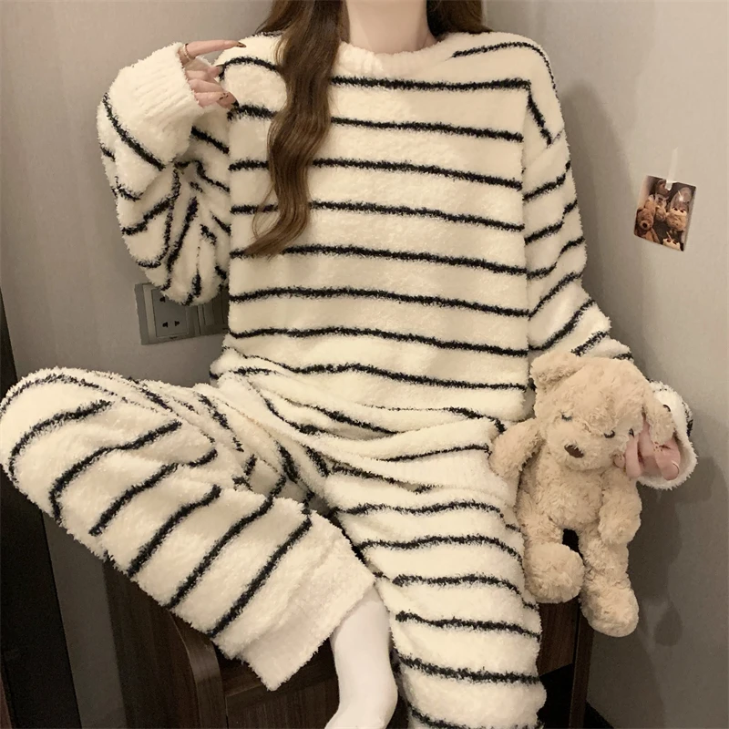 珊瑚绒睡衣女款秋冬季加厚加绒半边绒可爱2024新款冬天家居服套装
