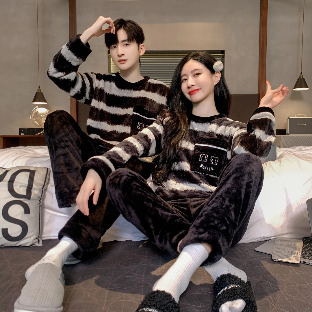 情侣睡衣女秋冬季加厚加绒珊瑚绒男士网红保暖法兰绒条纹家居服装