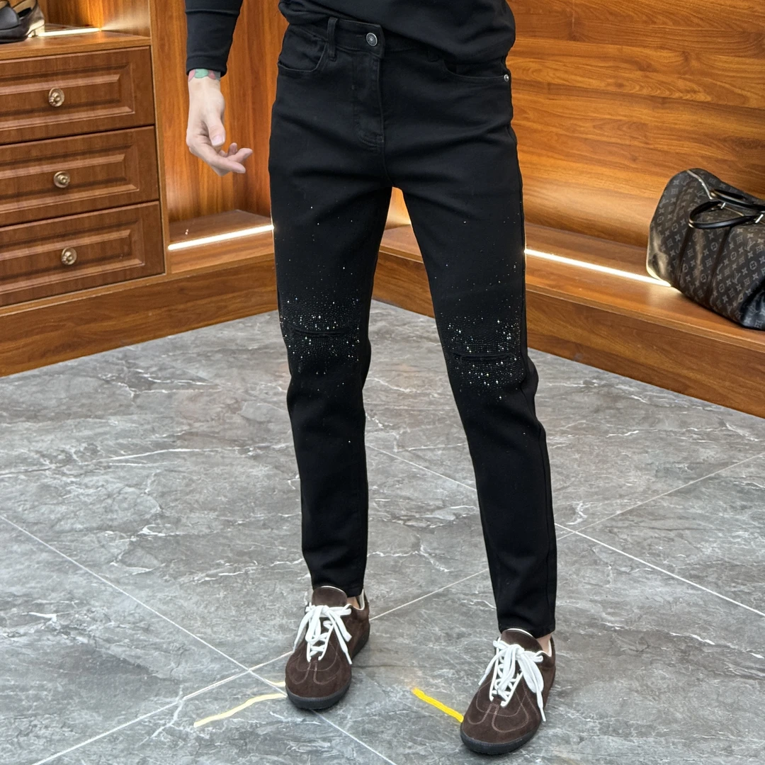 2024秋冬新款时尚休闲百搭时尚亮钻男士小脚修身牛仔裤YC9195