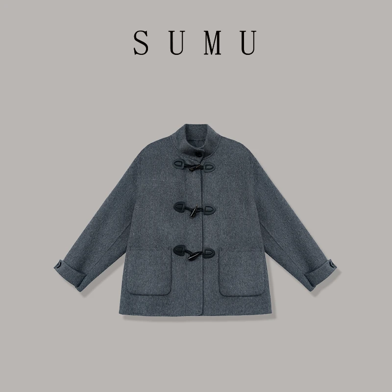 宿慕SUMU 9-13 2024年新款一手长单排牛角扣立领双面尼大衣C53018