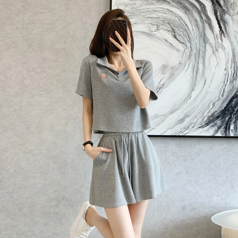 Z001洋气减龄休闲运动套装女夏小个子宽松显瘦时尚短袖短裤两件套