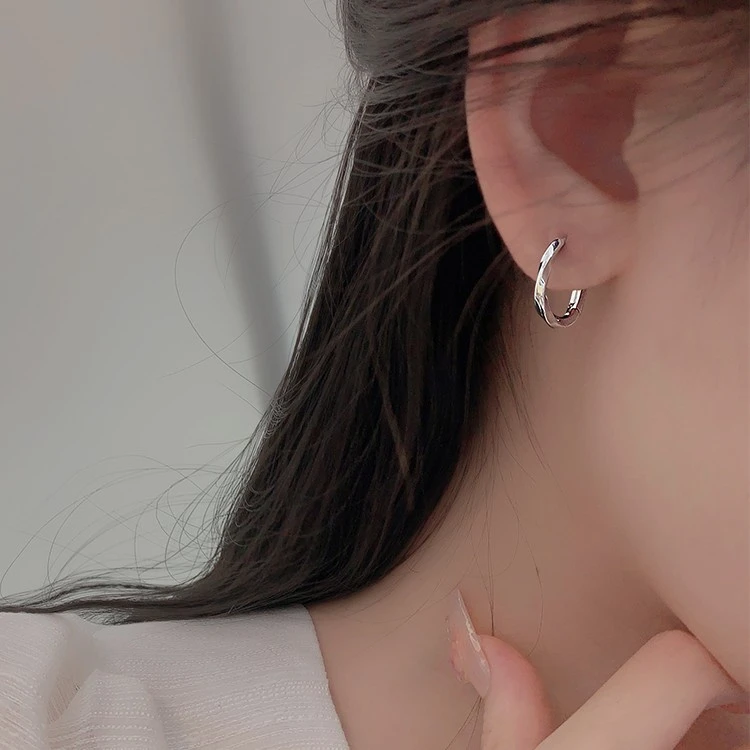 铜合金耳饰 【U87】设计感轻奢精致百搭耳钉 LY0303