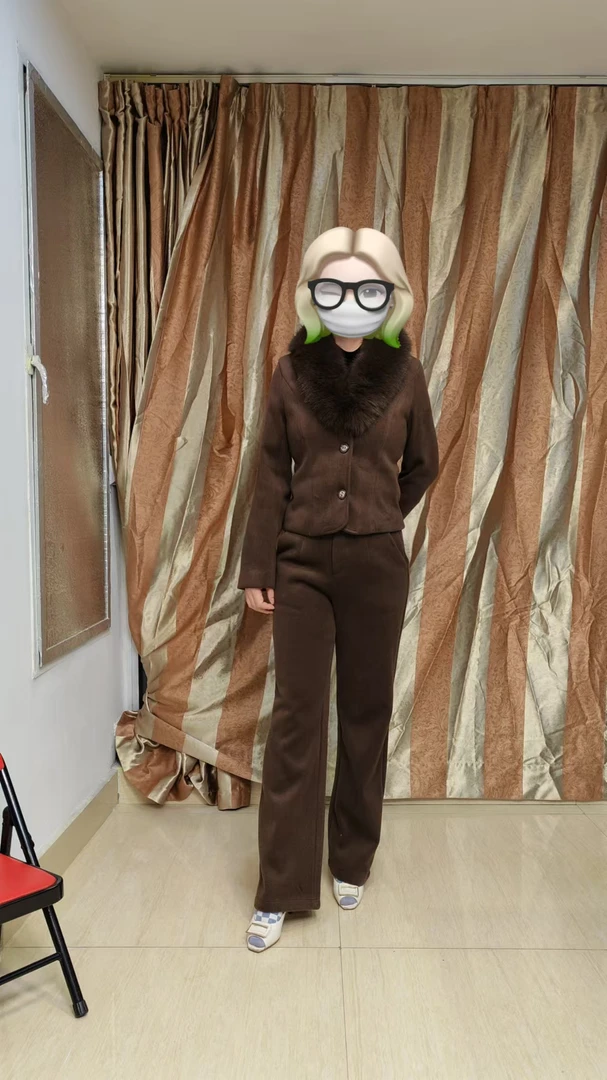 洋气时尚套装女冬季新款显瘦毛领夹棉加厚短外套阔腿裤气质两件套