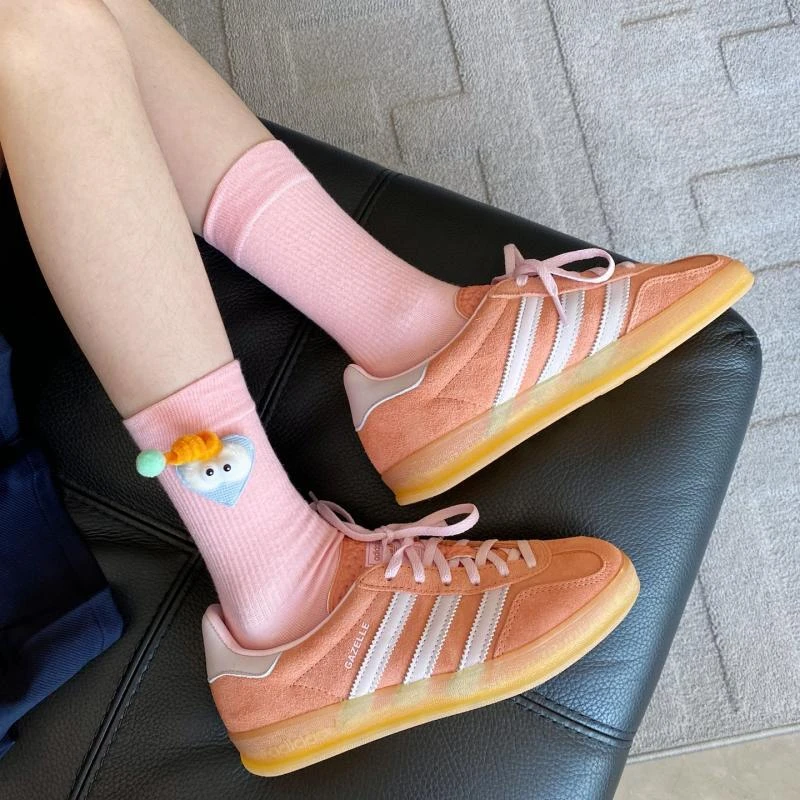 Adidas/阿迪达斯originals Gazelle粉色低帮休闲板鞋德训鞋IE2946