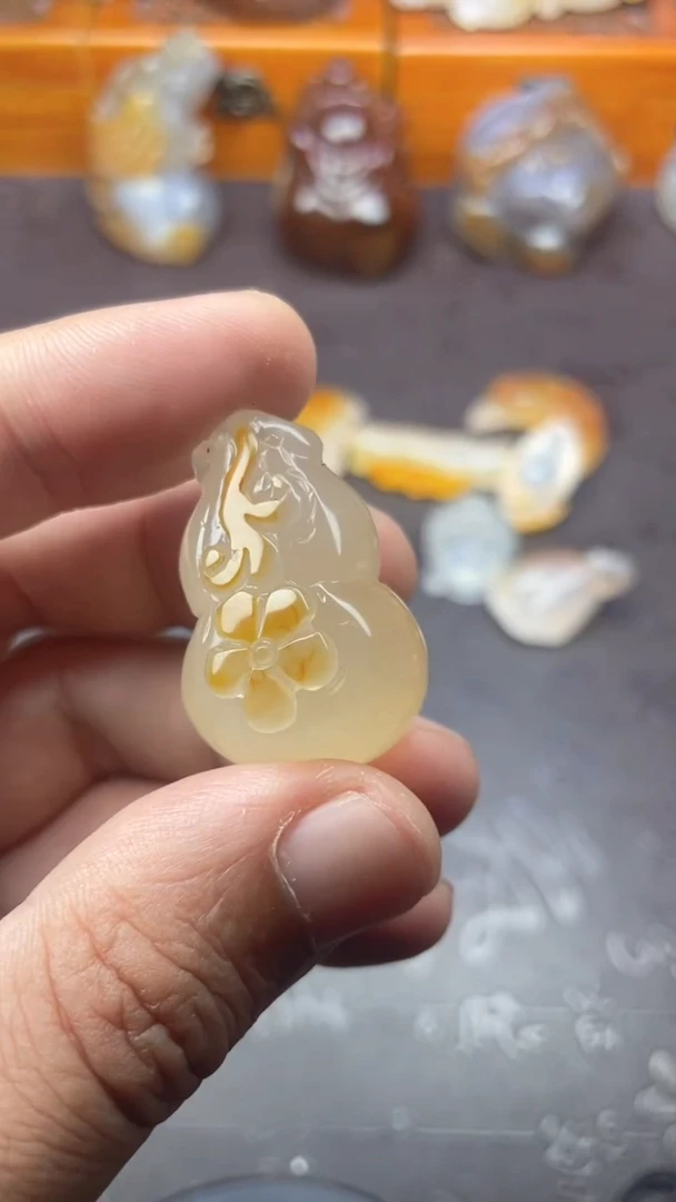 【闪购商品】玛瑙/玉髓吊坠未镶嵌1