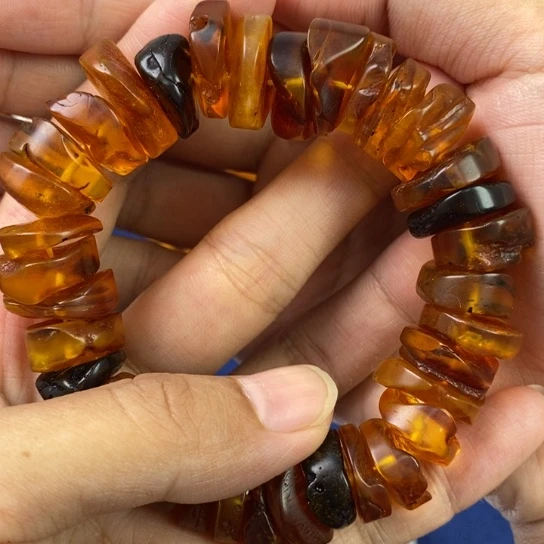 琥珀珠宝奇石未镶嵌