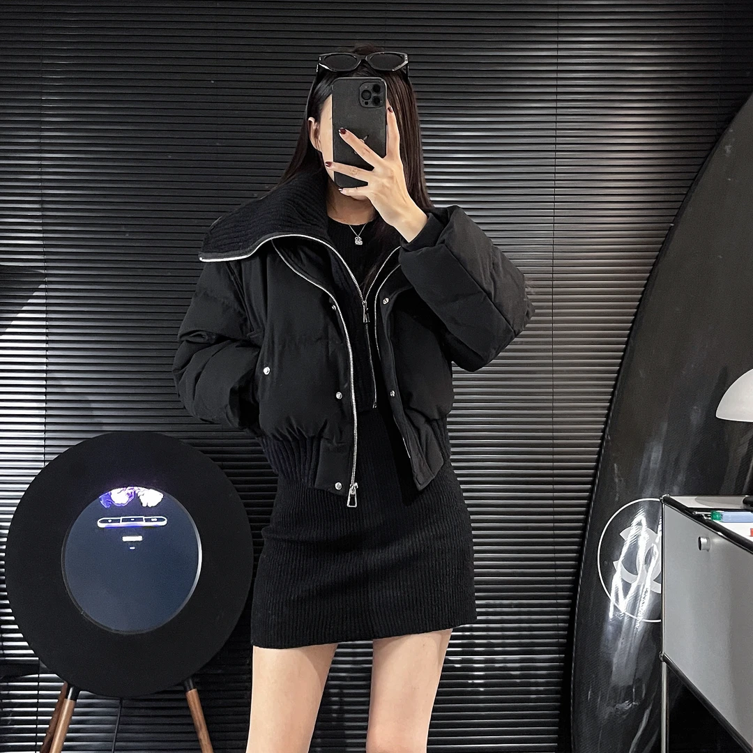 2024港风小众设计师款女高领拉链假两件设计感外套