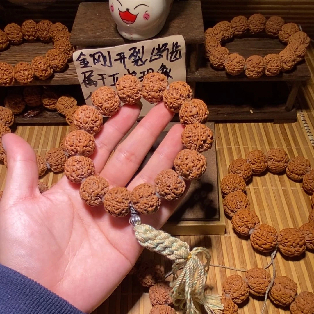 金刚菩提手串小***?金刚
