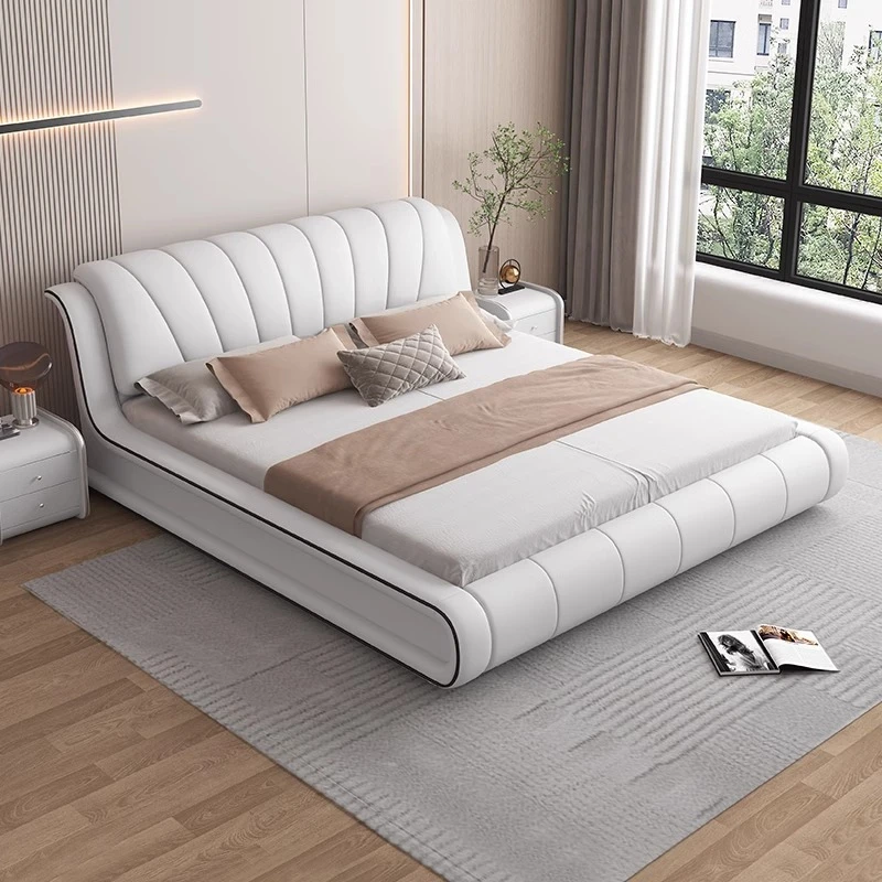 现代简约新款主卧室皮艺1.8m双人轻奢实木高箱储物婚床