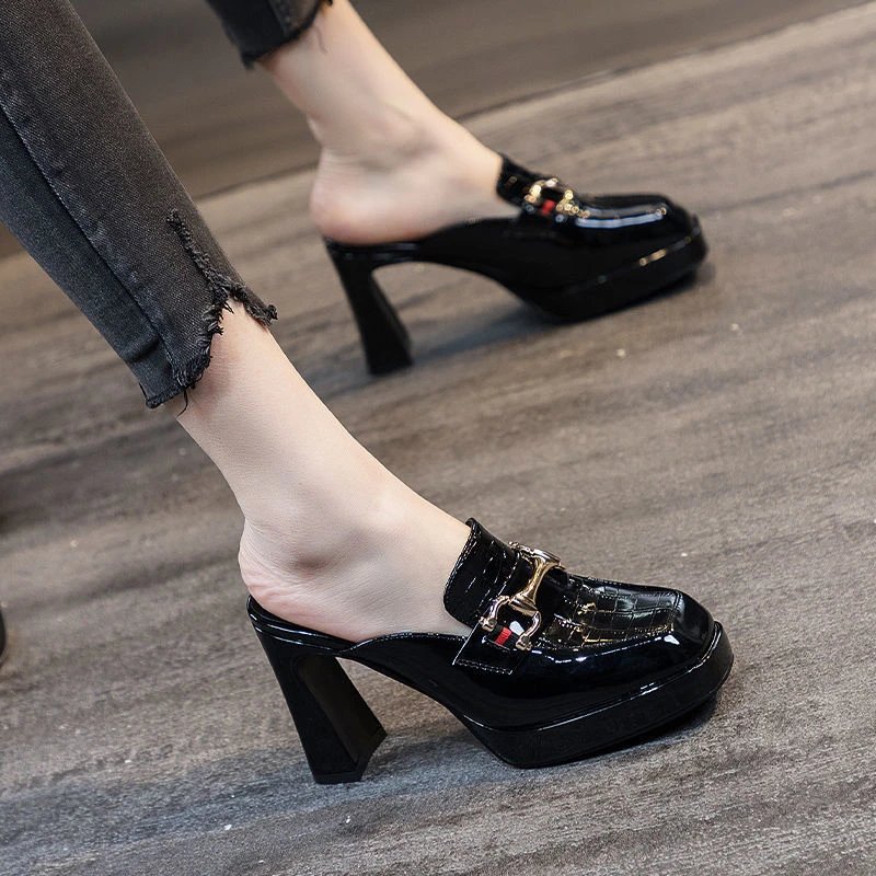 包头拖鞋女外穿时尚外出2024夏季新款粗跟防水台金属高跟鞋单鞋女