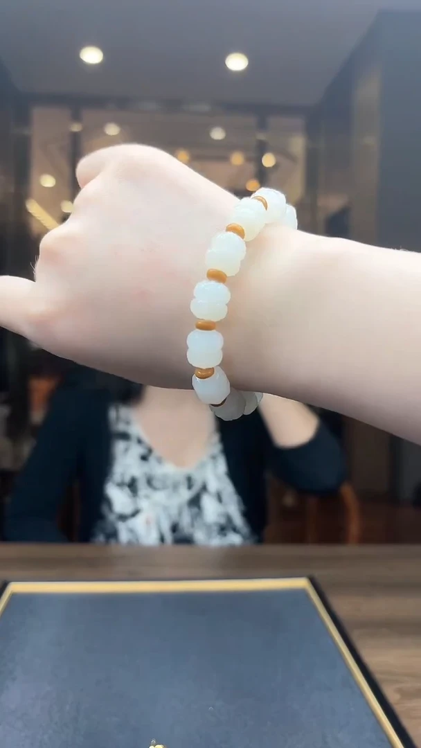 【闪购商品】和田玉挂件未镶嵌xj37 并蒂莲手串