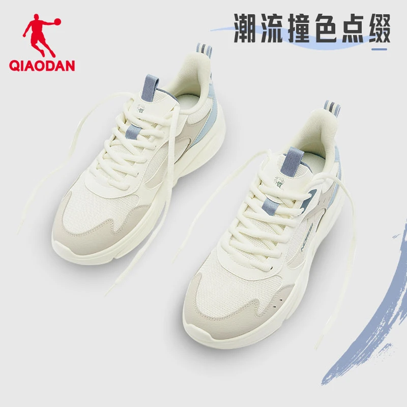 中国乔丹休闲鞋2024夏季女款新款网面透气增高鞋子白色百搭轻便