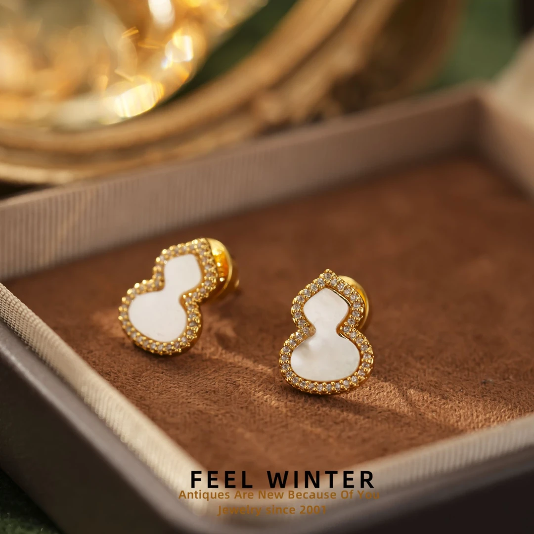 合金贝壳耳饰 白色小葫芦耳钉ZG-01058