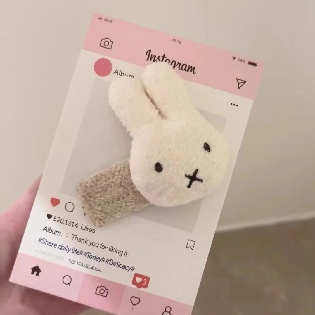 新款毛绒小兔子发夹侧边掰掰夹学生可爱卡通碎发前额刘海bb夹