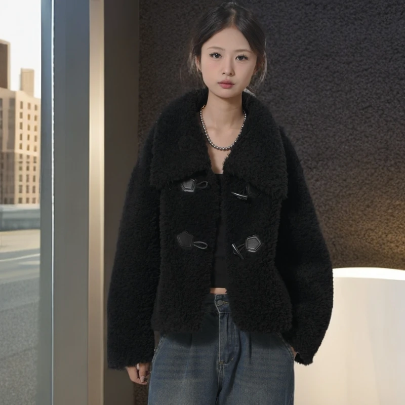 520设计师冬季时尚短款气质羊毛外套小香风轻奢百搭女士翻领外套
