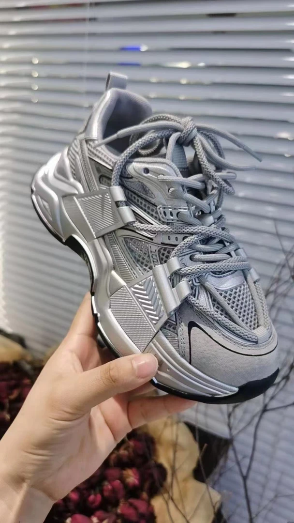 2024年木可可木时尚女装