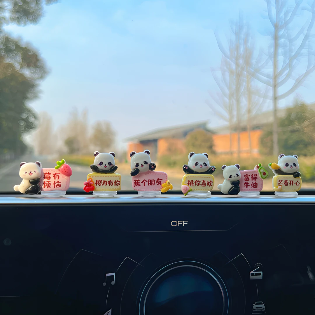 新款创意卡通可爱熊猫摆件汽车中控台导航屏幕装饰车载摆件电动车