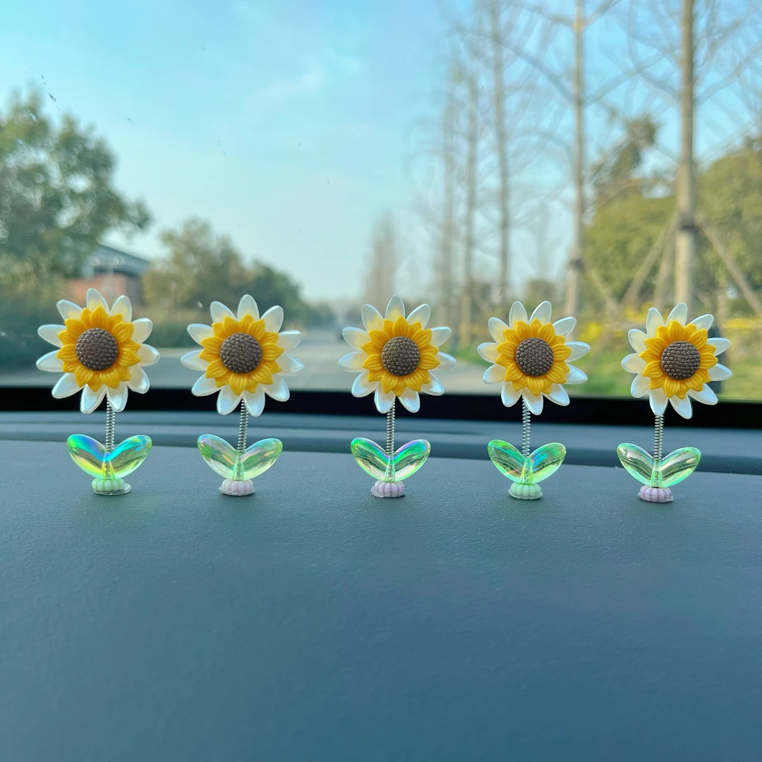 新款向日葵车载摆件汽车中控台装饰摇头摆件车内导航屏幕装饰摆件