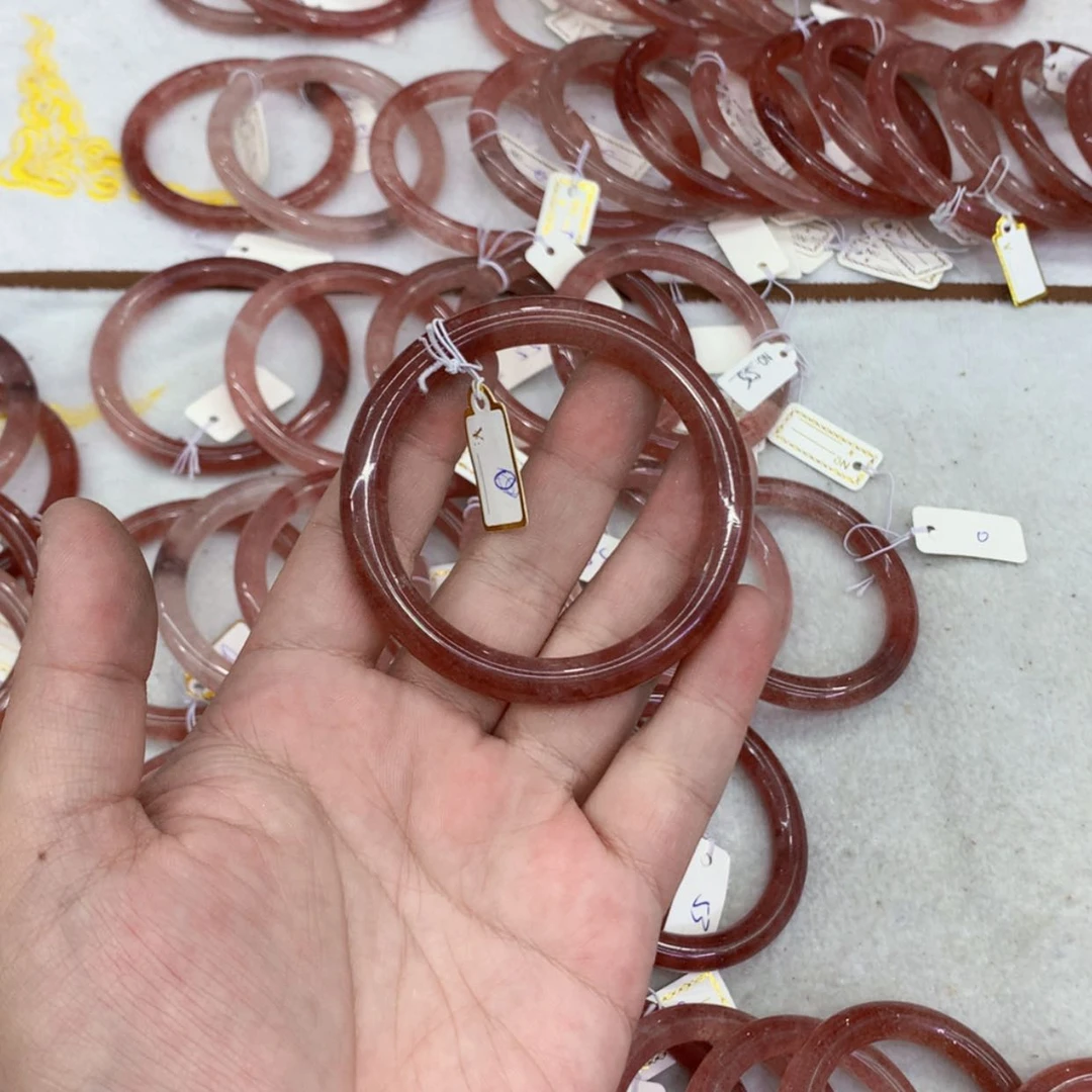 【闪购商品】烟晶手链银S925镶嵌Z草莓晶手镯