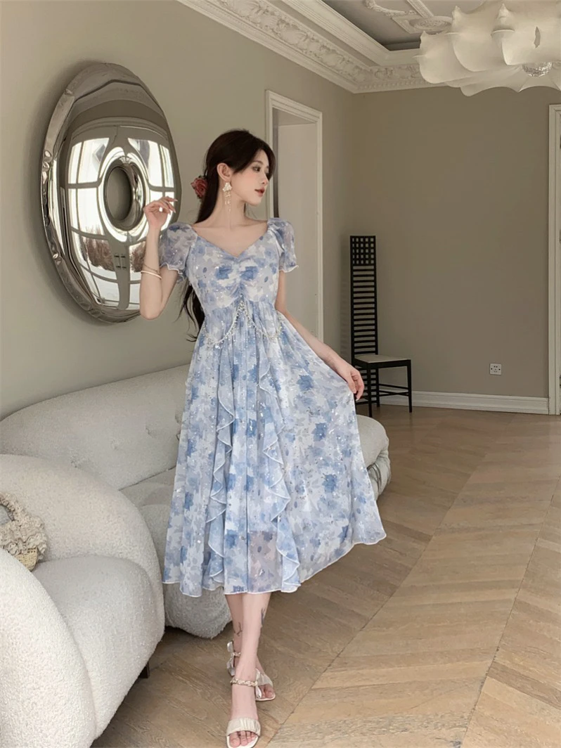 【蓝精灵】实拍大码温柔风高腰一字肩荷叶边晕染闪片印花短袖连衣