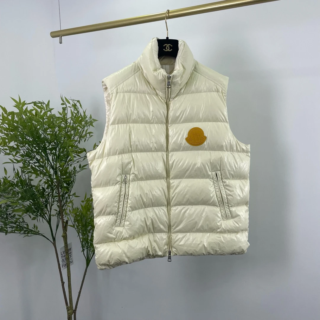 Moncler 蒙口 羽绒马甲 5码/98新/无配件 YM0893