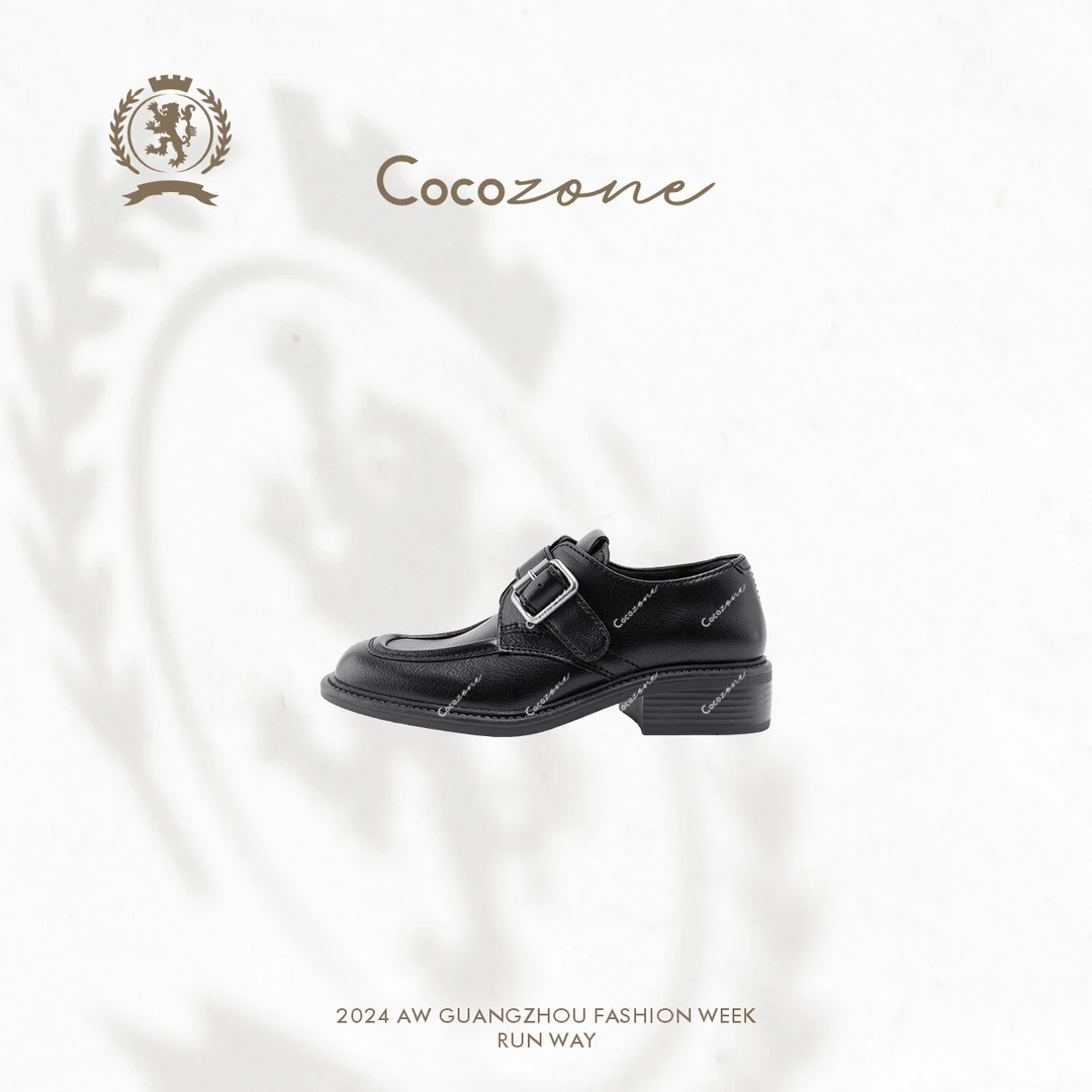 COCO ZONE 刘一一 ”英伦学院“ 一脚蹬搭扣乐福鞋CC2C2298