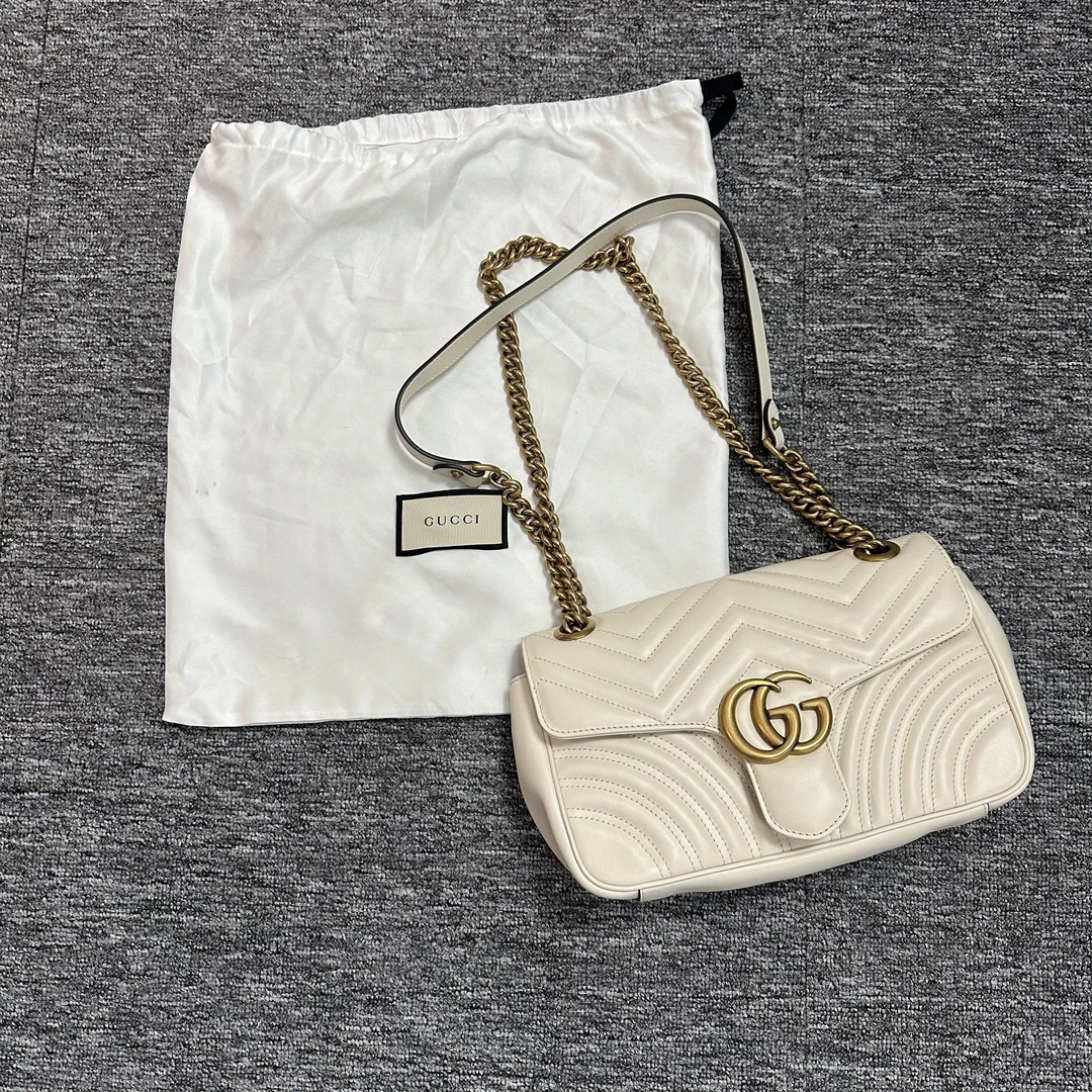 全新未使用 GUCCI/古驰 白色马蒙Marmont真皮 26CM女士全新单肩包