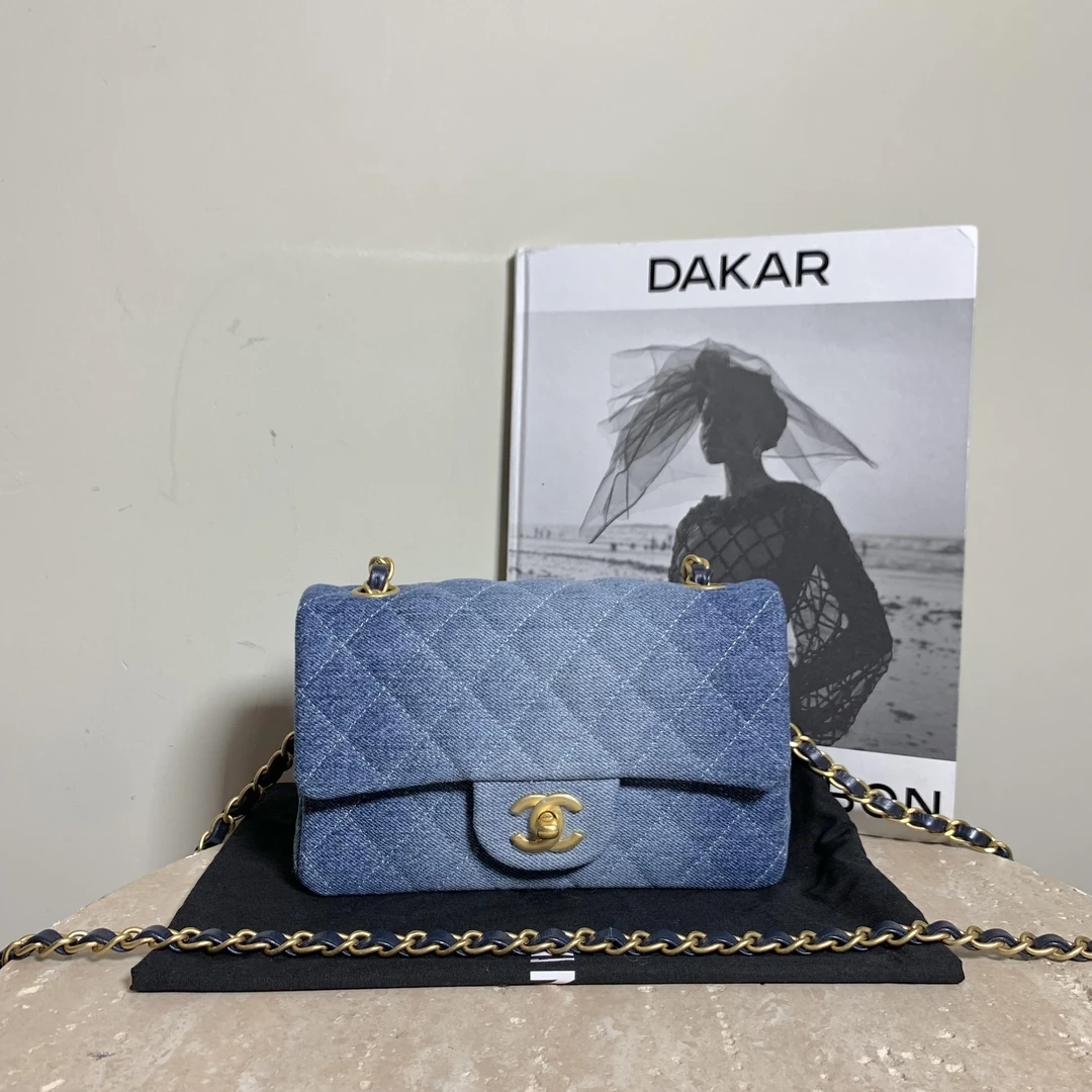 99新 Chanel/香奈儿 壹臻中古/24s蓝色牛仔渐变大mini 30806499