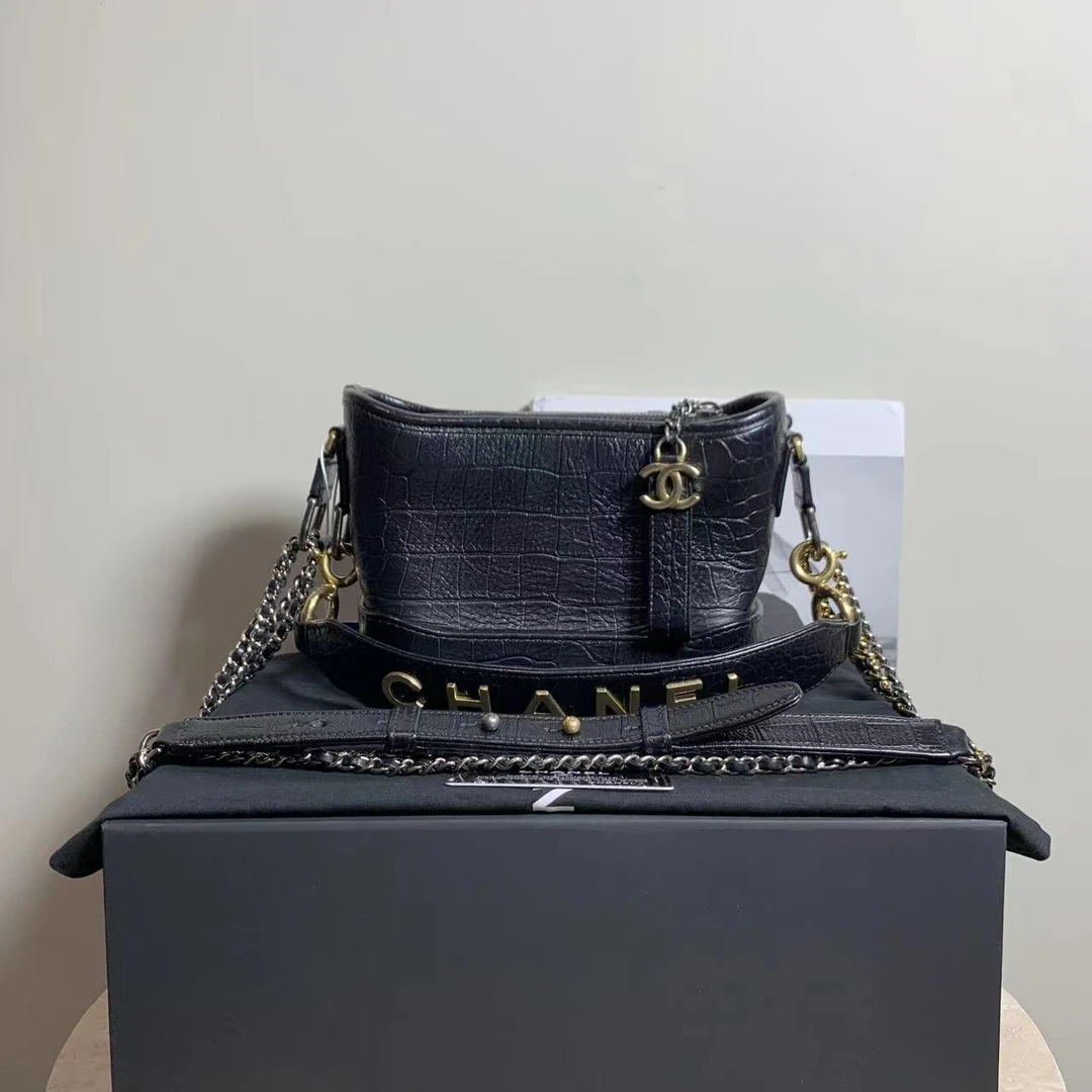95新 Chanel/香奈儿 壹臻/黑色非普纹手柄流浪小号包28开37188710