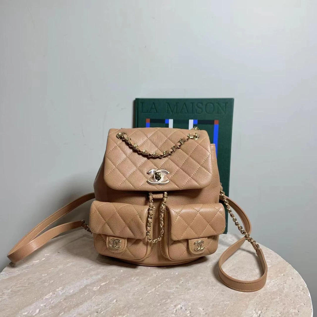 95新 Chanel/香奈儿 壹臻/23P奶茶色青蛙双肩包中号 10188040