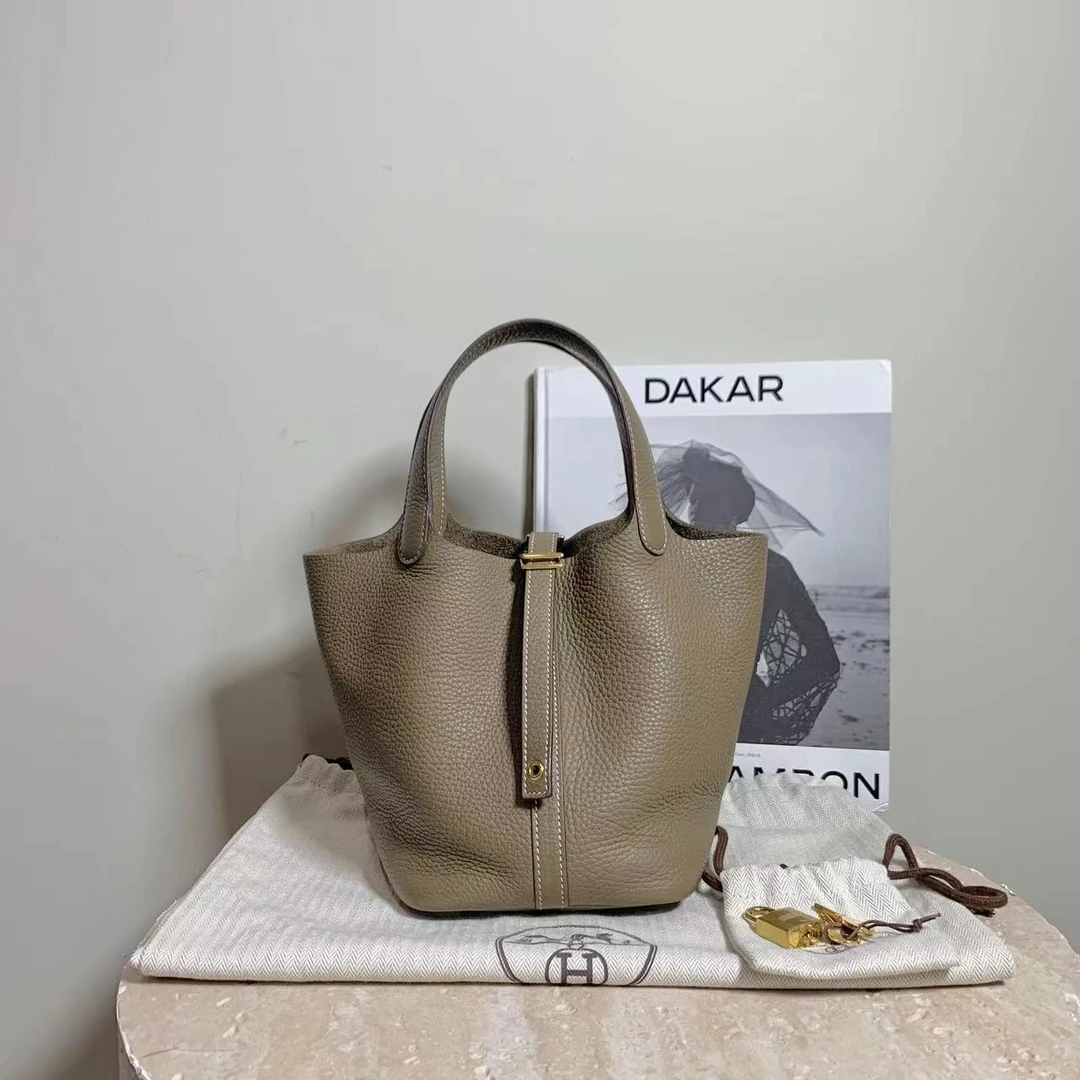 95新 Hermes/爱马仕 壹臻/大象灰金扣菜篮子18包 z刻 98609817