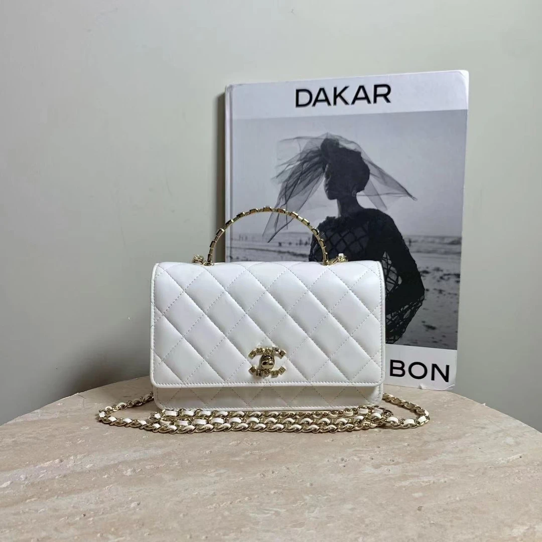 99新 Chanel/香奈儿 壹臻中古/24P白金水钻手柄woc包/69142114