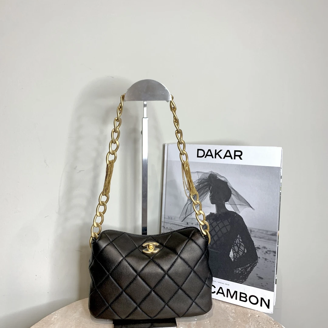 99新 Chanel/香奈儿 壹臻中古/ 23A黑金hobo包 69389393