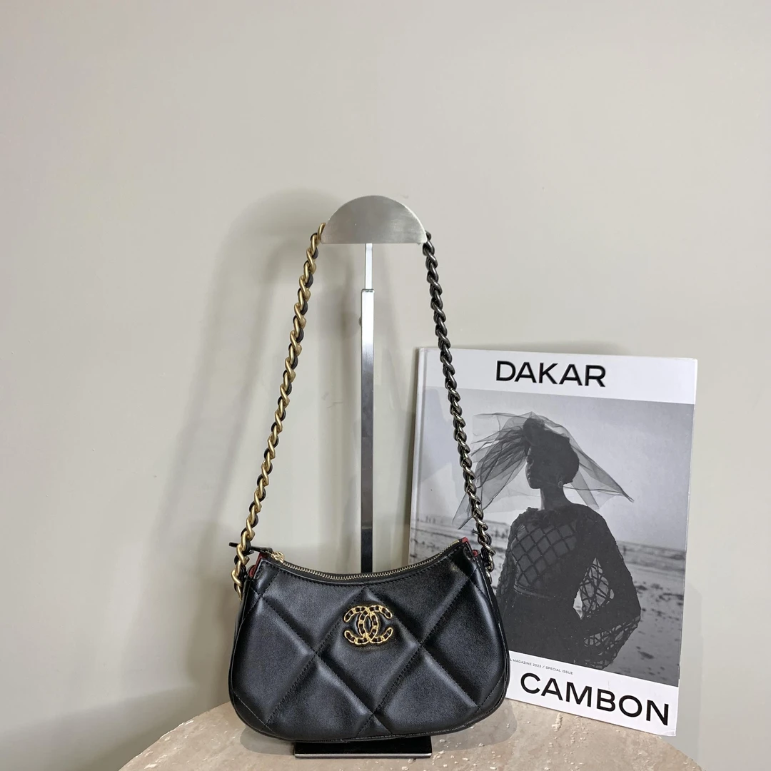 99新 Chanel/香奈儿 壹臻中古/ 24p黑金羊豌豆包 /72639884