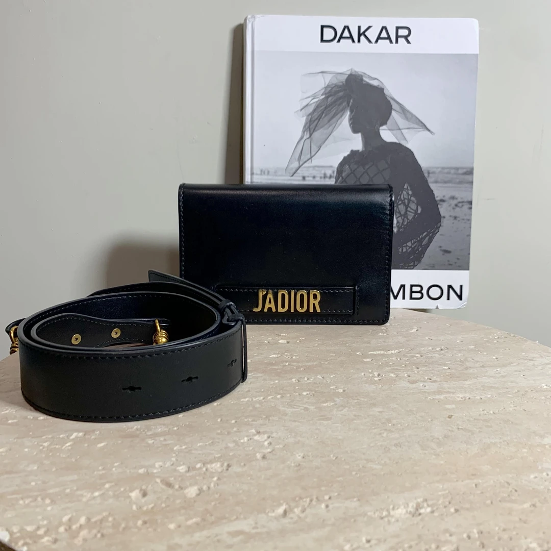 95新 DIOR/迪奥 壹臻中古/ JA 黑金woc / 96179649