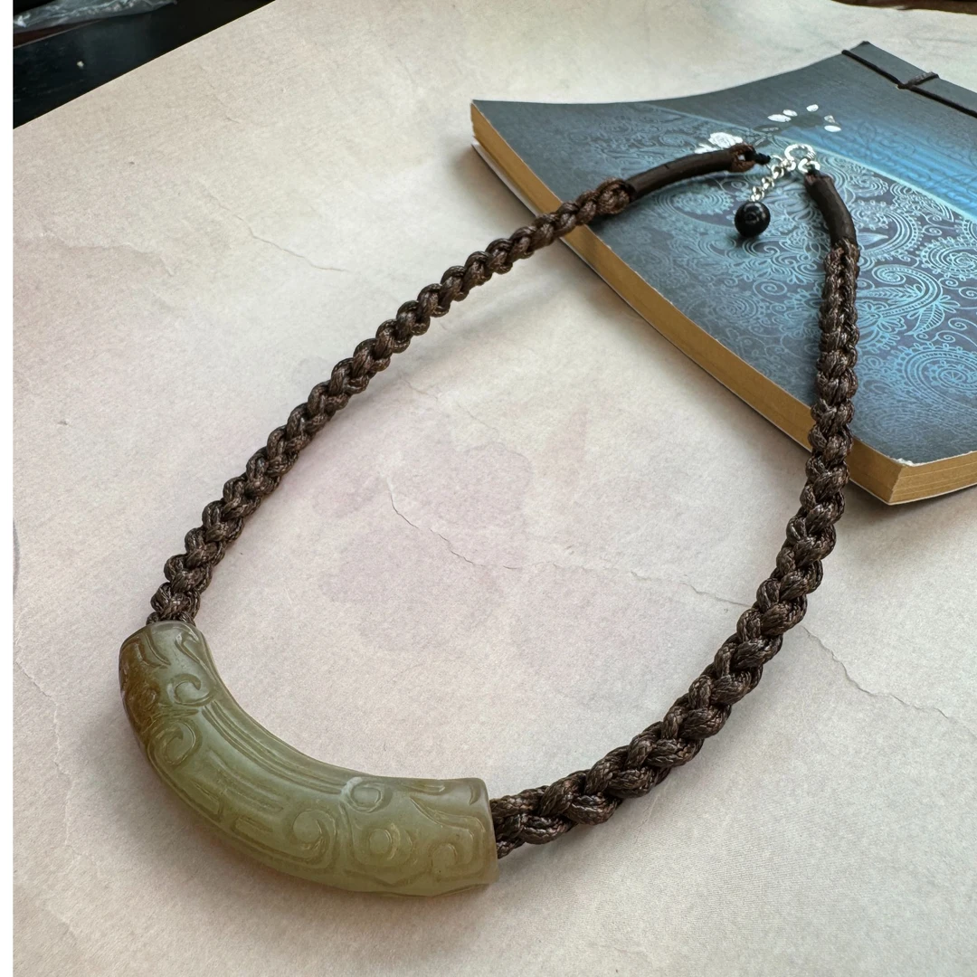 和田玉饕餮纹管形配925银设计项链