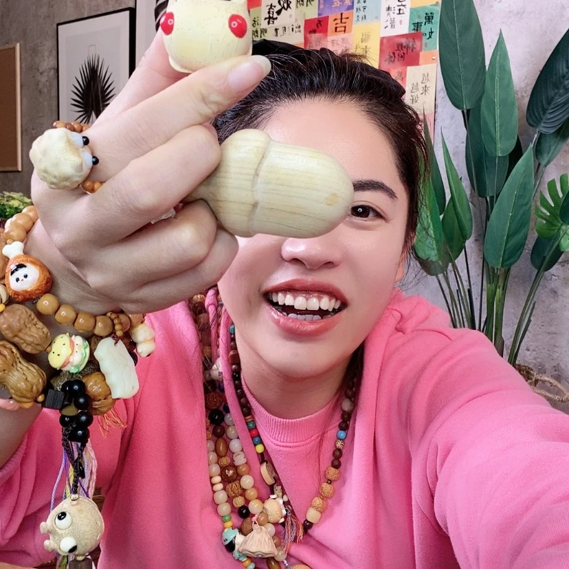 【闪购商品】竹根根雕凹****哈