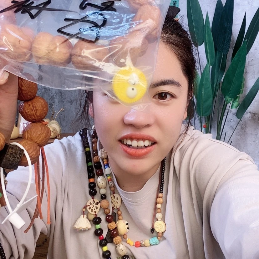 【闪购商品】小***呀