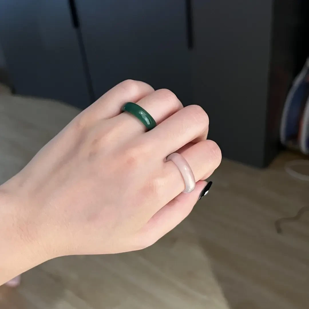 天然玛瑙戒指高冰玉髓戒指跑环绿色国风简约素圈百搭指环